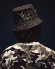 画像3: BlackEyePatch/OG LABEL PATCHED DENIM BUCKET HAT（BLACK） (3)
