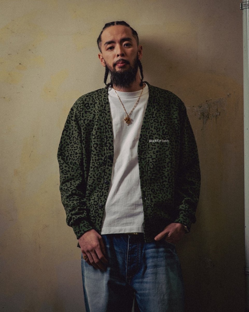 画像3: BlackEyePatch/OE LOGO LEOPARD PATTERNED CARIDIGAN（OLIVE） (3)