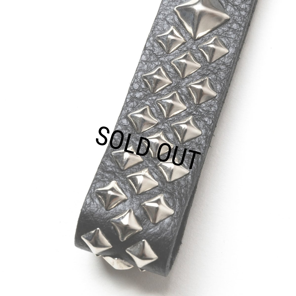 画像3: CALEE/STUDS LEATHER FLAT KEY RING（BLACK）［フラットキーリング-25春夏］ (3)