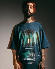 画像4: TIGHTBOOTH/SHADOW S/S T-SHIRT（Blue Charcoal）［プリントT-25春夏］ (4)