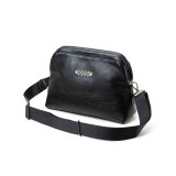 CALEE/STUDS LEATHER SHOULDER BAG ＜INTERNAL FLEX FRAME TYPE＞（BLACK）［レザーショルダーバッグ-25春夏］