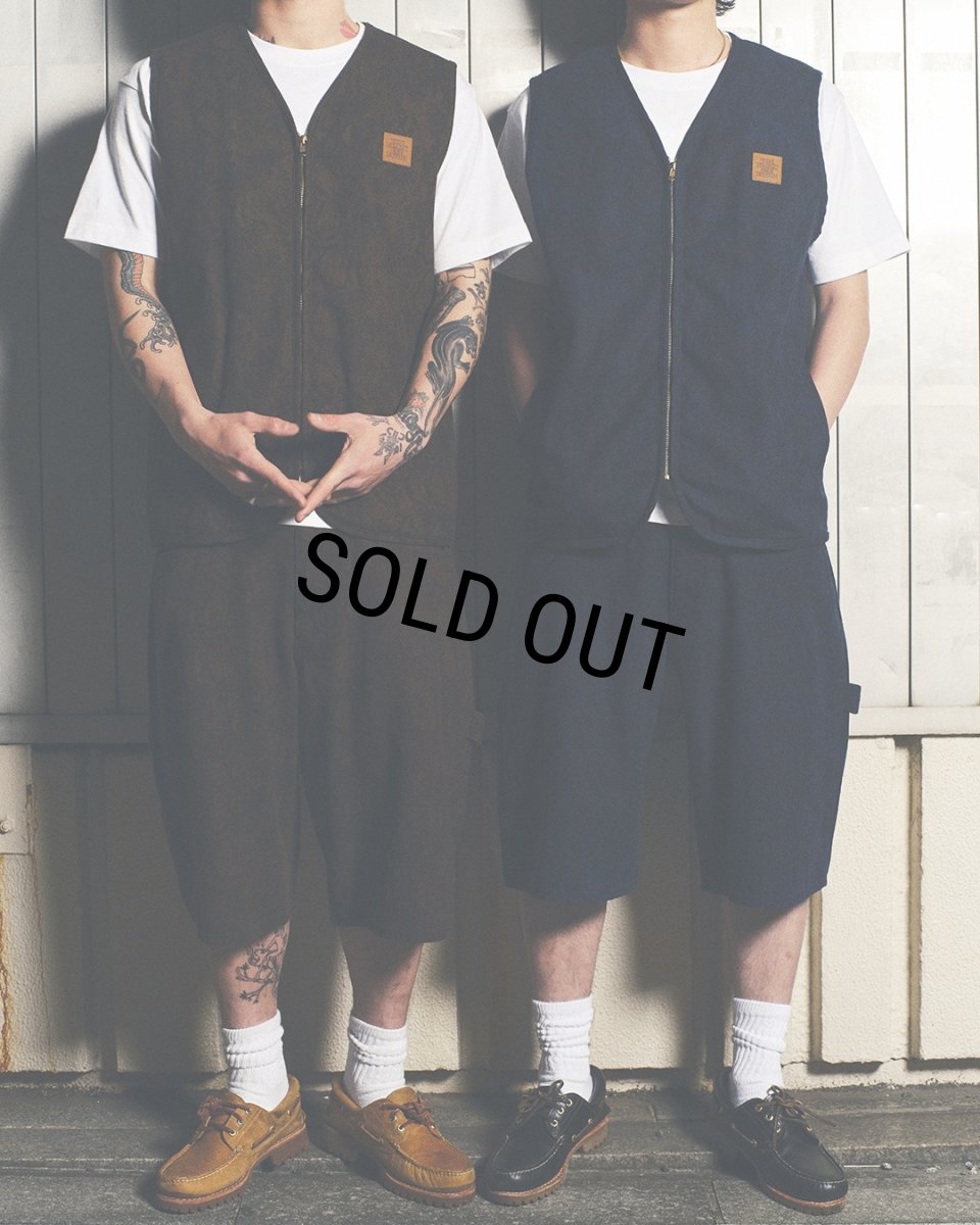 画像3: BlackEyePatch/PYTHON PATTERNED BAGGY DUCK SHORTS(OLIVE) (3)