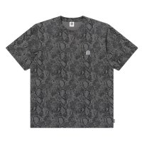 BlackEyePatch/SMALL OG PYTHON PATTERNED TEE（CHARCOAL）