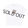 BlackEyePatch/KISSES ON OG LABEL TEE（WHITE）