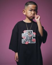 画像3: BlackEyePatch/KISSES ON OG LABEL TEE（BLACK） (3)