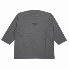 画像2: 【30％OFF】ROUGH AND RUGGED/DESIGN QS（GRAY）［刺繍+プリント7分袖ポケT-25春夏］ (2)