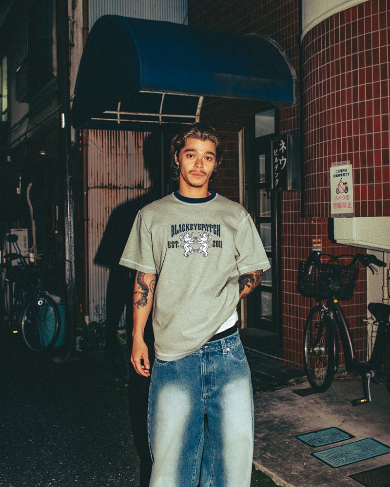 画像3: BlackEyePatch/HERALDIC COLLEGE STITCH TONED TEE(HEATHER GRAY)