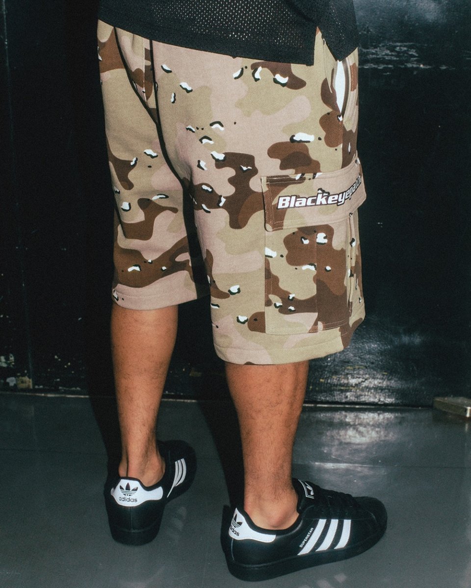 画像3: BlackEyePatch/TACTICAL LOGO CARGO SHORTS（DESERT CAMO） (3)