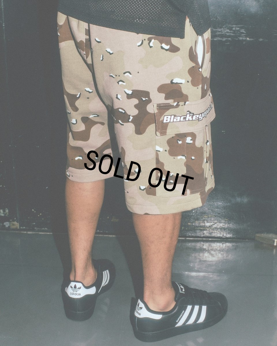 画像3: BlackEyePatch/TACTICAL LOGO CARGO SHORTS（DESERT CAMO） (3)