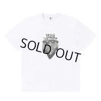 BlackEyePatch/BANDANA OG LABEL TEE（WHITE）