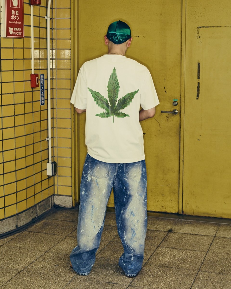 画像4: BlackEyePatch/SMALL OG BIG LEAF TEE（BLACK） (4)