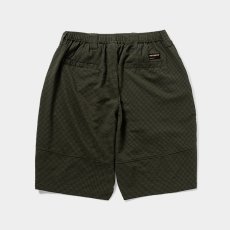 画像2: TIGHTBOOTH/SEERSUCKER BIG SHORTS（Olive）［シアサッカービッグショーツ-25夏］ (2)