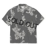 CALEE/FLOWER PATTERN SH（BLACK）［フラワーパターンオープンカラーシャツ-25春夏］