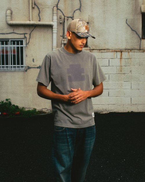 他の写真3: BlackEyePatch/OG SHAPE WASHED TEE（CHARCOAL）