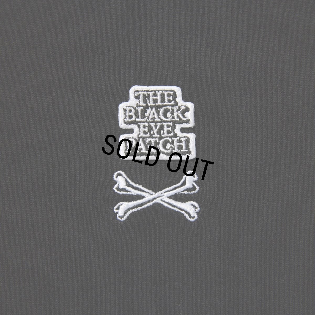 画像3: BlackEyePatch/SMALL CROSSBONE OG LABEL TEE（BLACK） (3)