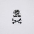 画像3: BlackEyePatch/SMALL CROSSBONE OG LABEL TEE（WHITE） (3)