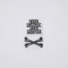 画像3: BlackEyePatch/SMALL CROSSBONE OG LABEL TEE（WHITE） (3)