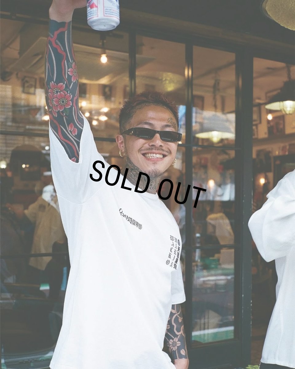 画像3: WACKO MARIA/MR.BROTHERS CUT CLUB / WASHED HEAVY WEIGHT T-SHIRT（BLACK）［プリントT-25春夏］ (3)