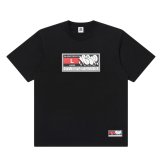 BlackEyePatch/BIG SPORTS TAG TEE（BLACK）