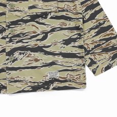 画像4: WACKO MARIA/TIGERCAMO ARMY SHIRT（BEIGE）［タイガーカモアーミーシャツ-25秋冬］ (4)