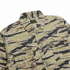 画像3: WACKO MARIA/TIGERCAMO ARMY SHIRT（BEIGE）［タイガーカモアーミーシャツ-25秋冬］ (3)