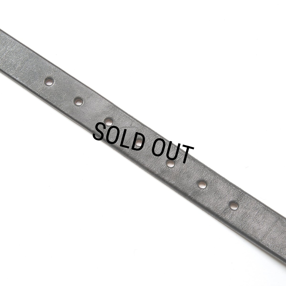 画像4: CALEE/STUDS LEATHER NARROW LONG BELT（BLACK）［スタッズレザーナローロングベルト-25秋冬］ (4)