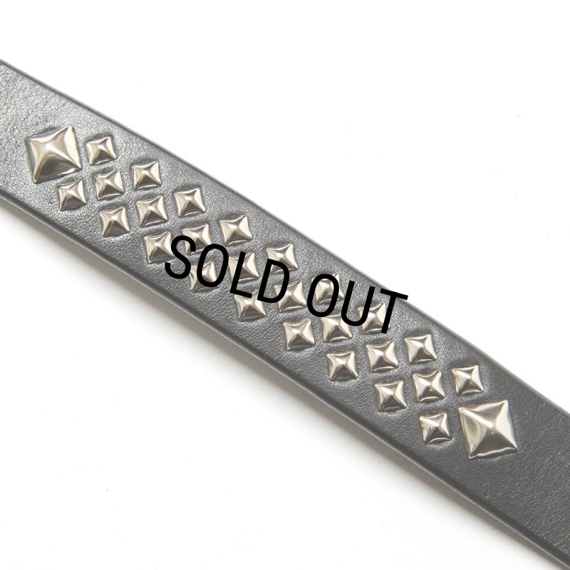 CALEE/STUDS LEATHER NARROW LONG BELT（BLACK）［スタッズレザー