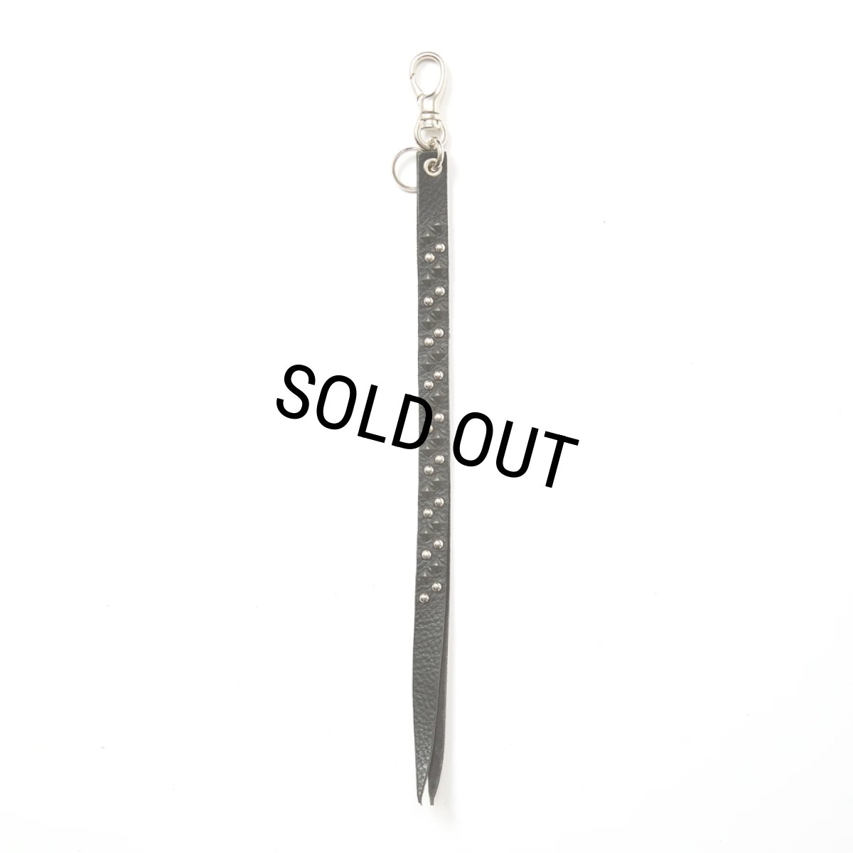 画像1: CALEE/ROUND & PYRAMID STUDS LEATHER LONG KEY RING（BLACK）［スタッズレザーロングキーリング-25秋冬］ (1)