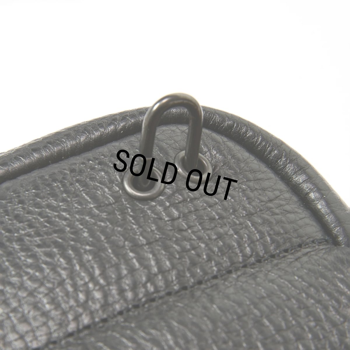 画像7: CALEE/STUDS LEATHER BODY BAG（BLACK）［レザーボディーバッグ-25秋冬］ (7)