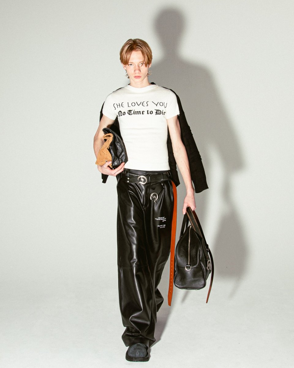 画像4: DAIRIKU/"D"Buckle Velt Boston Bag（Black）［Dバックルベルトボストンバッグ-25秋冬］ (4)