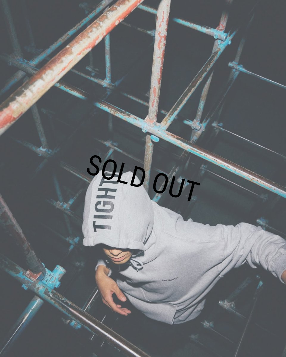 画像8: TIGHTBOOTH/HOODED LOGO SWEAT（Grey）［フーデッドロゴスウェット-25秋冬］ (8)