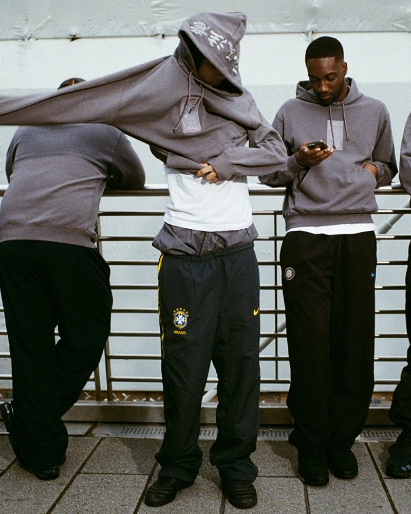 画像3: BlackEyePatch/HWC LABEL HOODIE（CHARCOAL）