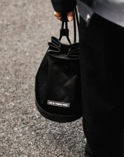 画像10: COOTIE PRODUCTIONS/Drawstring Shoulder Bag（Black）［ドローストリングショルダーバッグ-25秋冬］ (10)