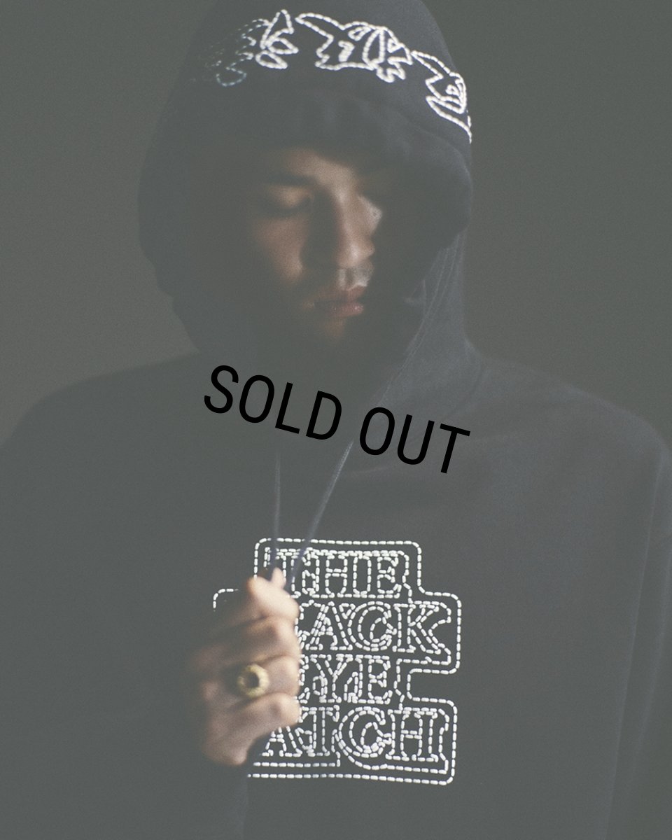 画像3: BlackEyePatch/STITCH PRINTED OG LABEL HOODIE（BLACK） (3)
