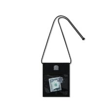 画像1: BlackEyePatch/SMALL OG DOLLAR BILL NECK POUCH（BLACK） (1)
