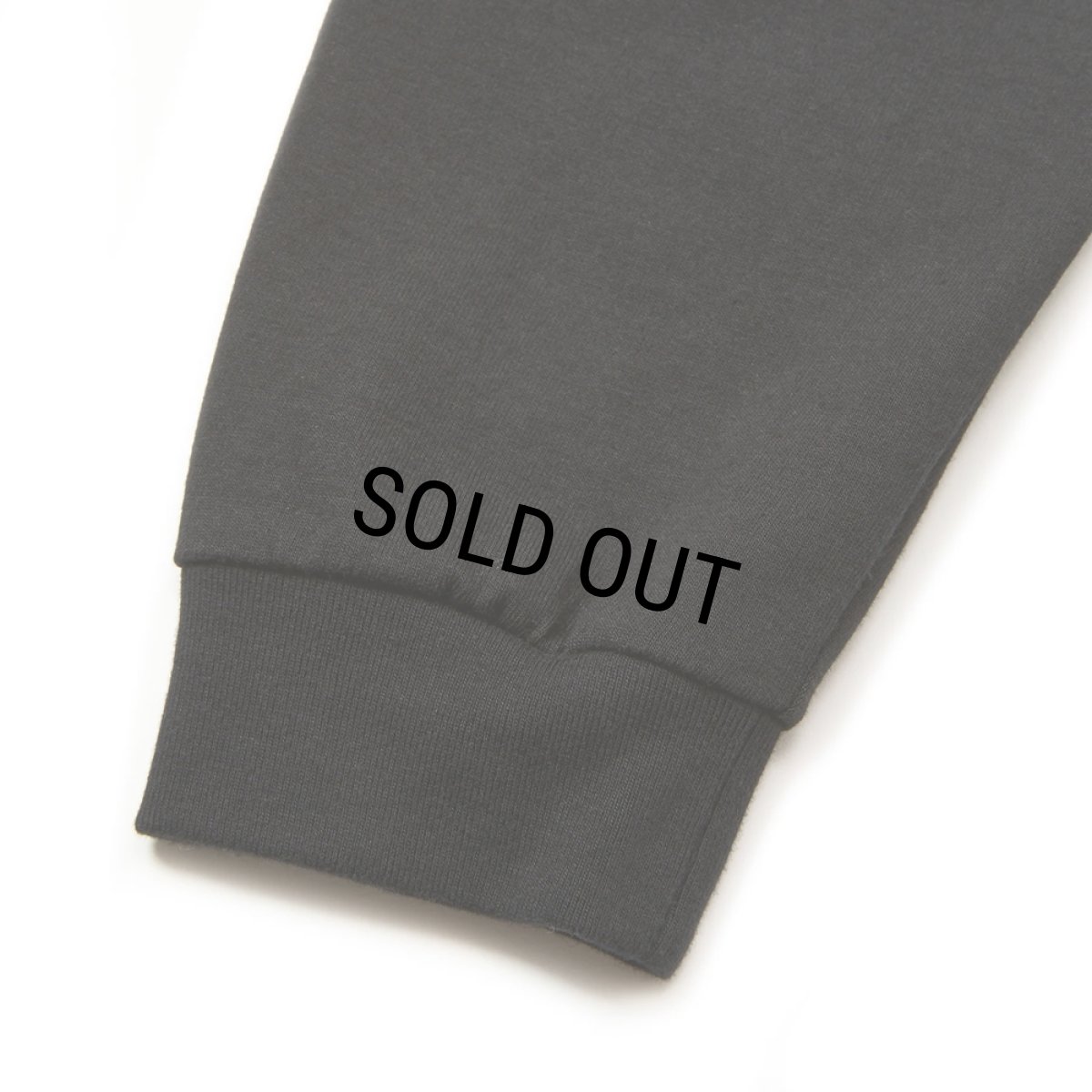画像4: 【30%OFF】CALEE/VINTAGE TYPE EMBROIDERY L/S TEE（BLACK）［刺繍長袖T-25秋冬］ (4)