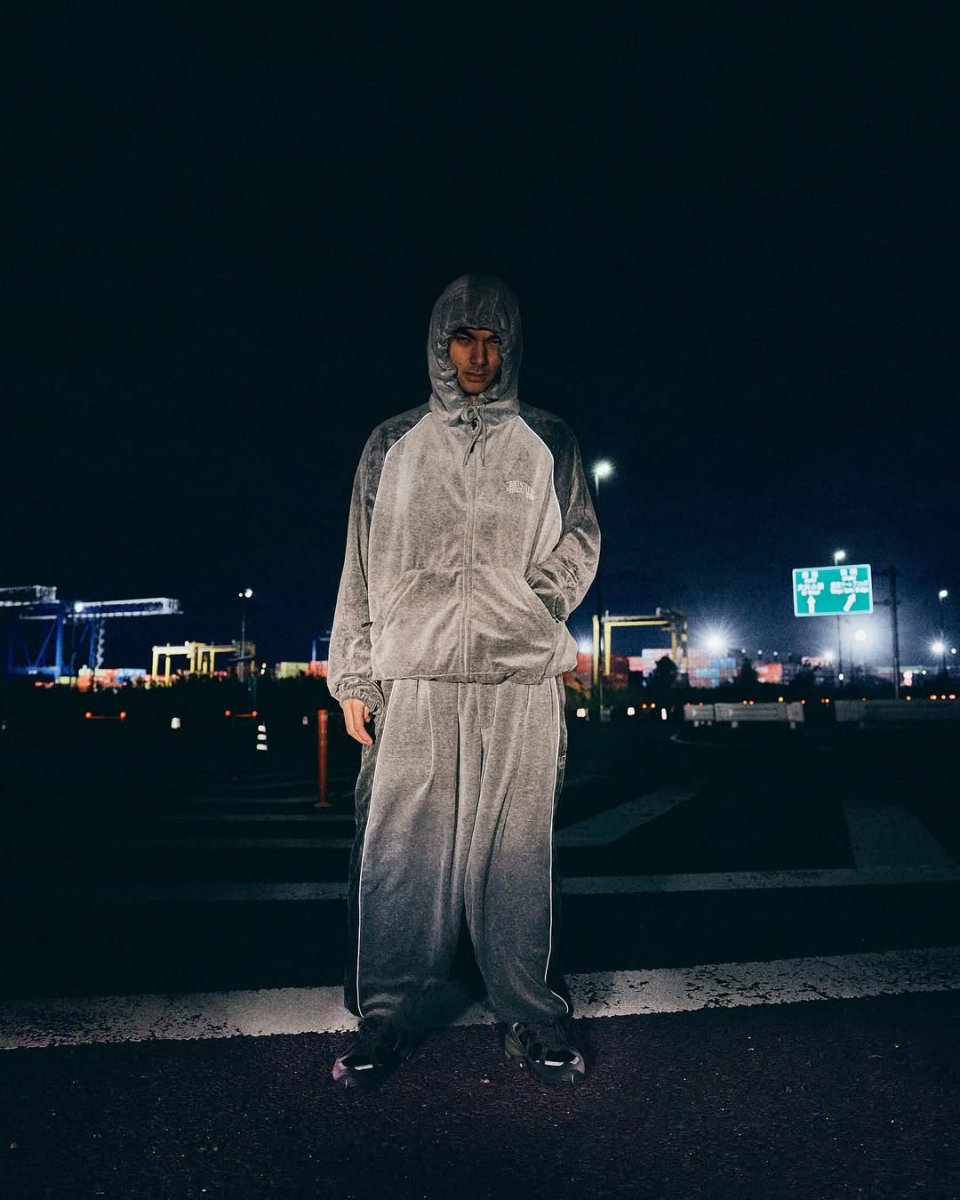 画像11: TIGHTBOOTH/VELOUR PIPING HOODED JKT（Grey）［ベロアパイピングフードJKT-25秋冬］ (11)