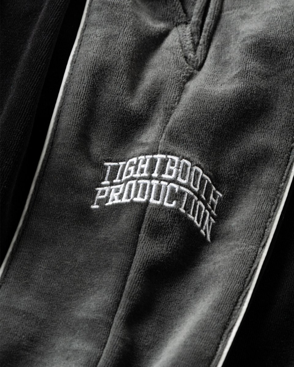 画像8: TIGHTBOOTH/VELOUR PIPING BALLOON PANTS（Black）［ベロアパイピングバルーンパンツ-25秋冬］ (8)