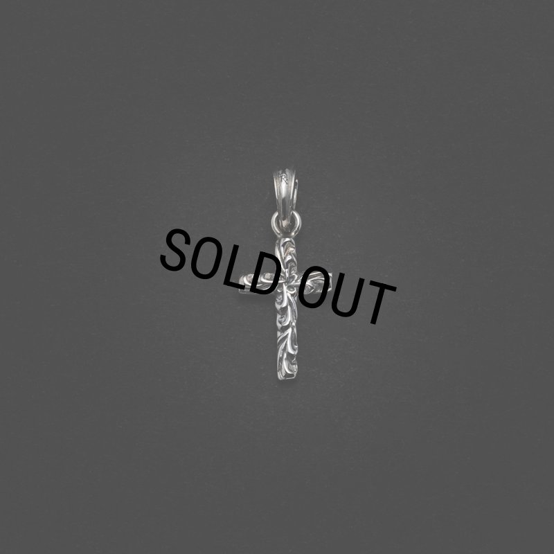 ANTIDOTE BUYERS CLUB/Ornament Tiny Cross Pendant（Silver） - JONAS