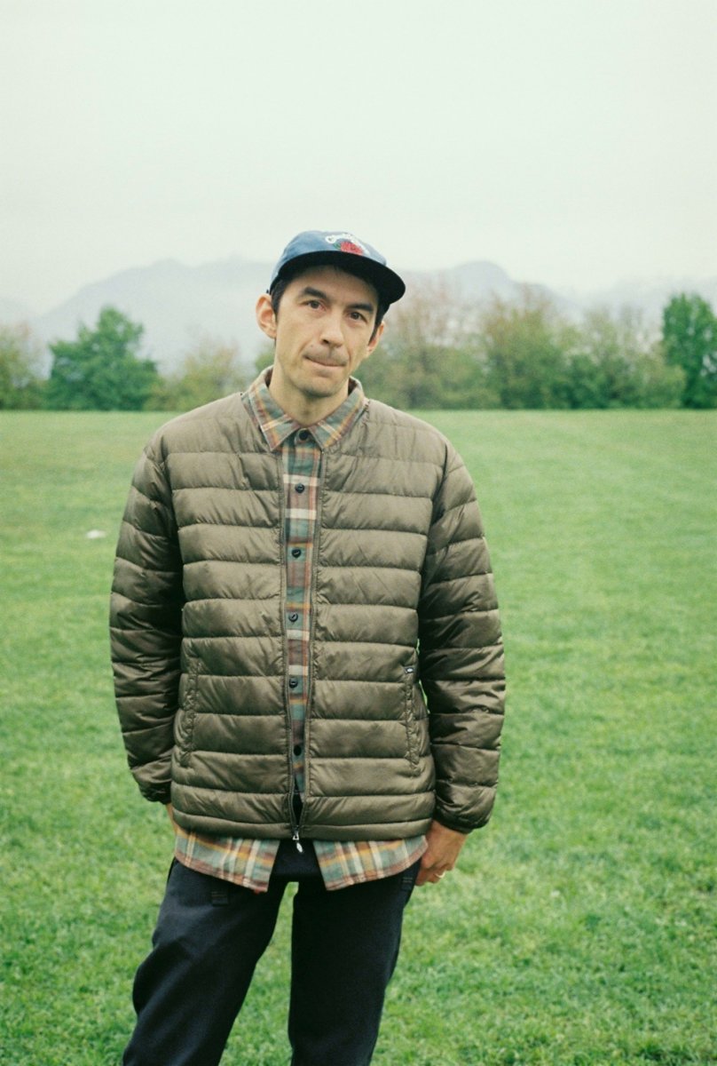 画像2: CHALLENGER/PACKABLE LIGHT DOWN JACKET（OLIVE）［パッカブルライトダウンJKT-25秋冬］ (2)