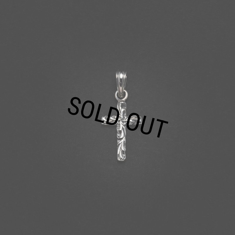 ANTIDOTE BUYERS CLUB/Ornament Tiny Cross Pendant（Silver） - JONAS