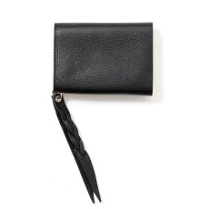 画像2: CALEE/PLANE LEATHER FLAP HALF WALLET＜STUDS CHARM＞（BLACK）［プレーンレザーハーフウォレットwithスタッズチャーム-25秋冬］ (2)