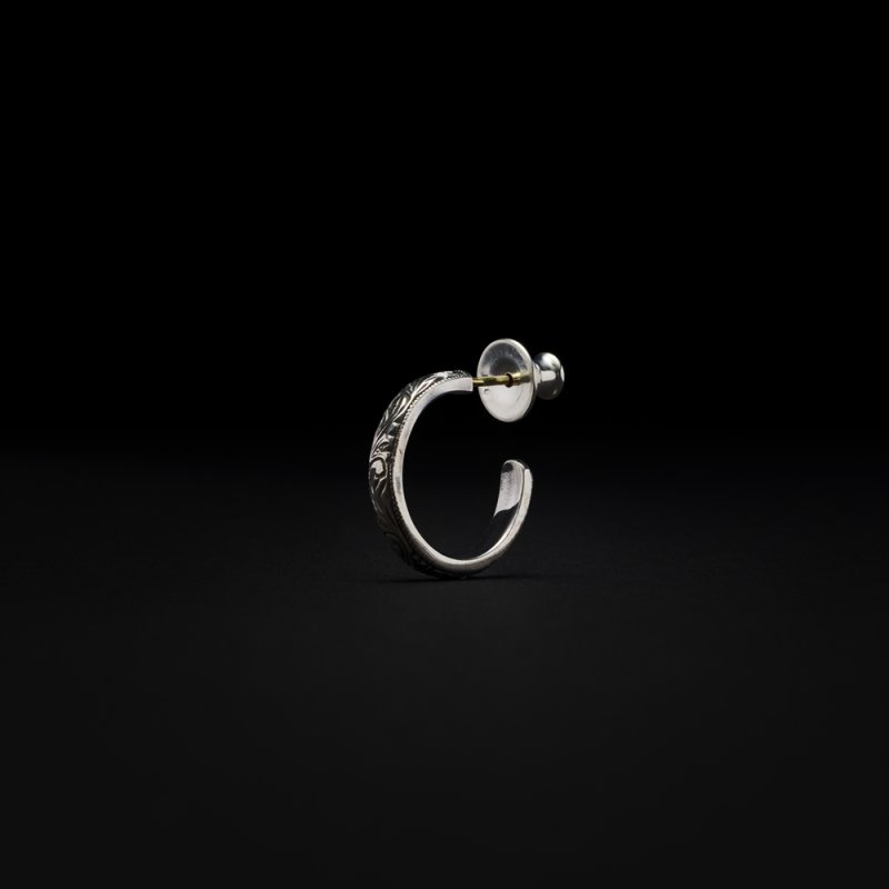 画像1: ANTIDOTE BUYERS CLUB/Engraved Hoop Small Earring（Silver）