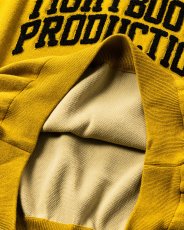 画像4: TIGHTBOOTH/COLLEGE SWEATER（Mustard）［カレッジセーター-25秋冬］ (4)