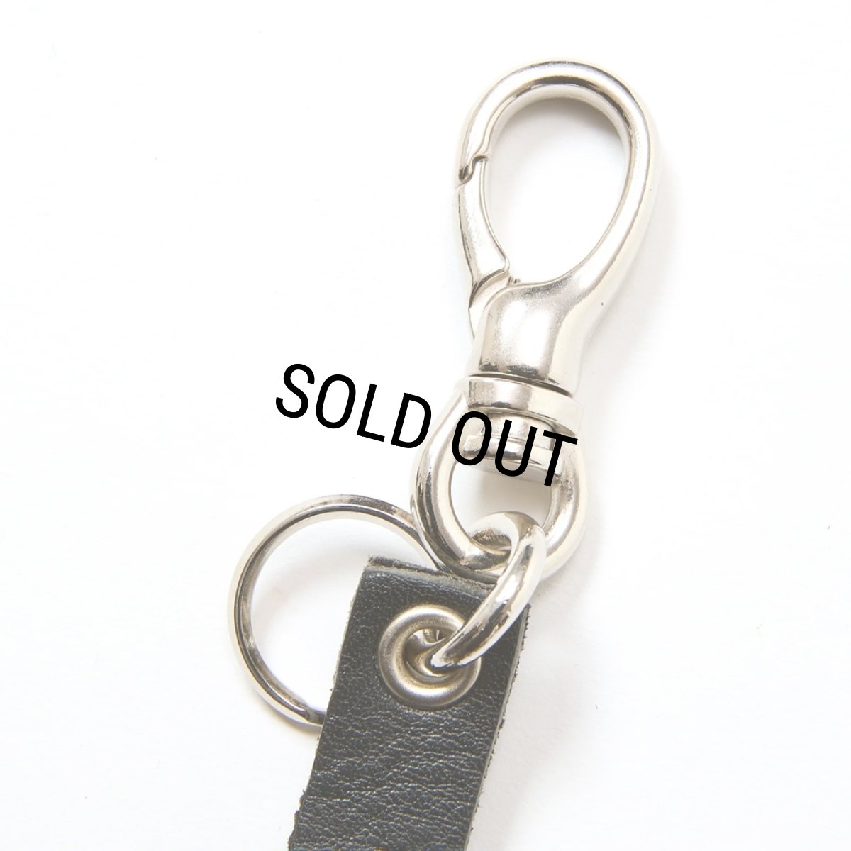 画像2: CALEE/STUDS LEATHER SHORT KEY RING（BLACK）［スタッズレザーショートキーリング-25秋冬］ (2)