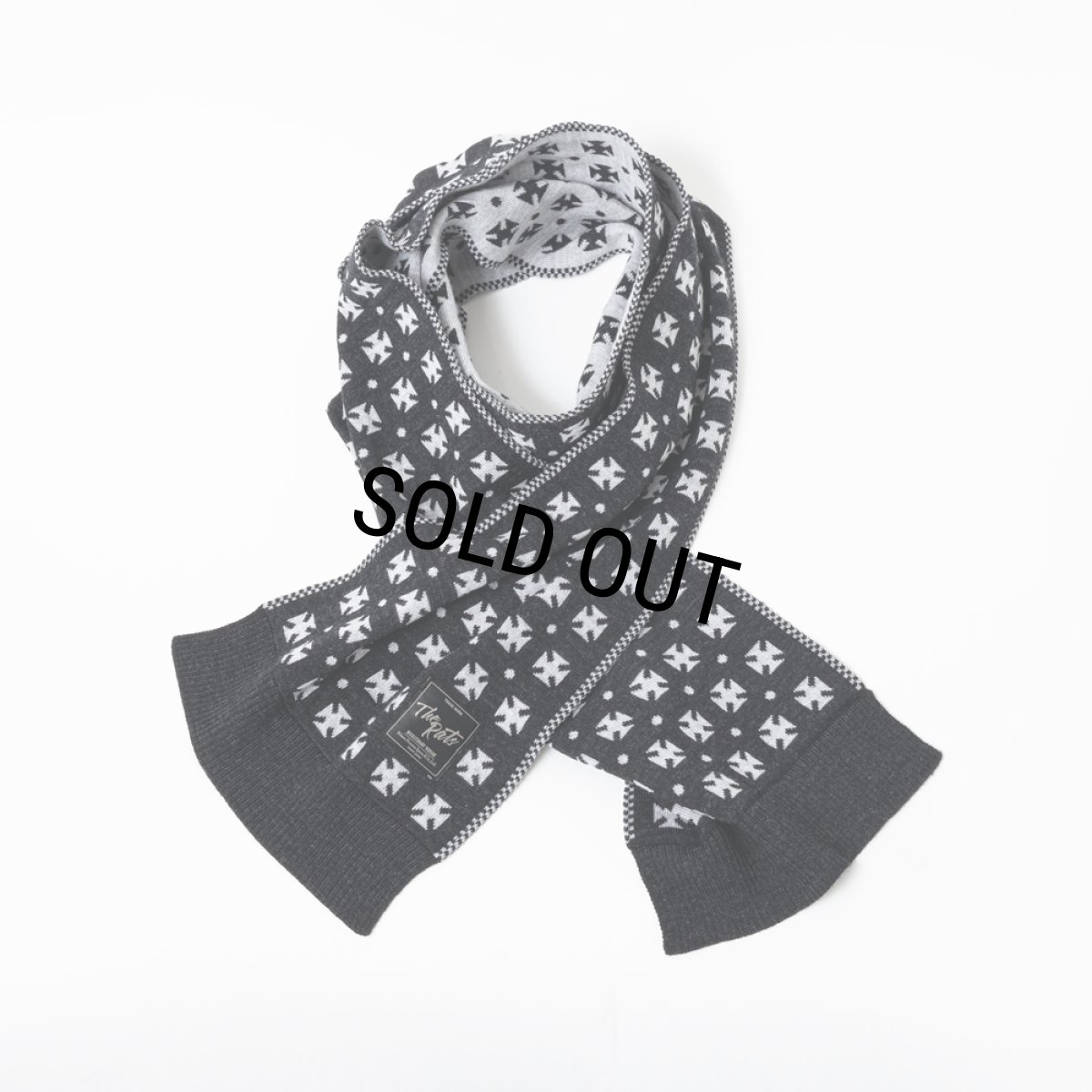 画像2: RATS/GERMAN CROSS MUFFLER（BLACK）［ジャーマンクロスマフラー-25秋冬］ (2)