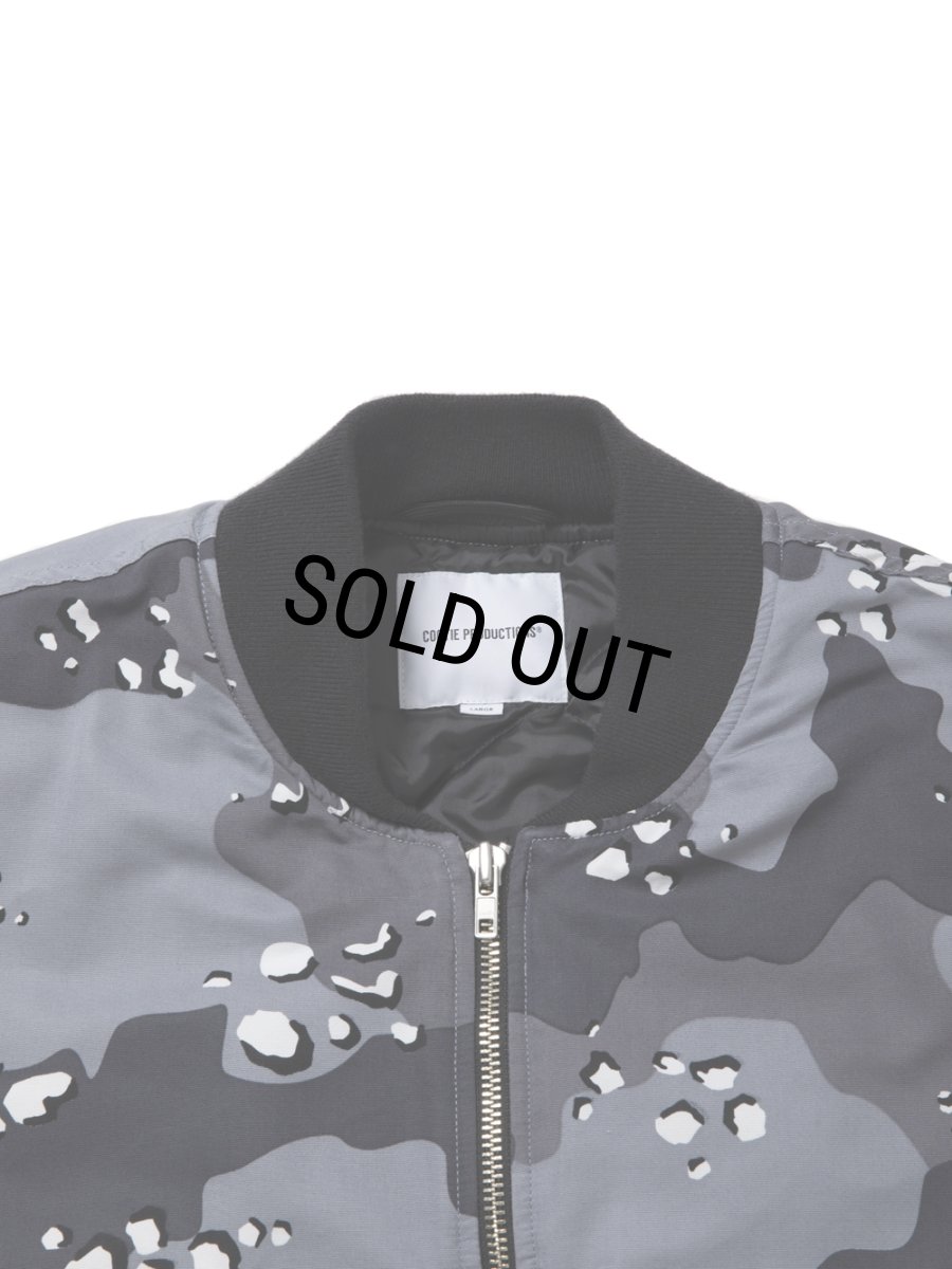 画像4: COOTIE PRODUCTIONS/Camouflage Padded Bomber Jacket（City Desert）［カモフラージュパデッドボンバーJKT-25秋冬］ (4)
