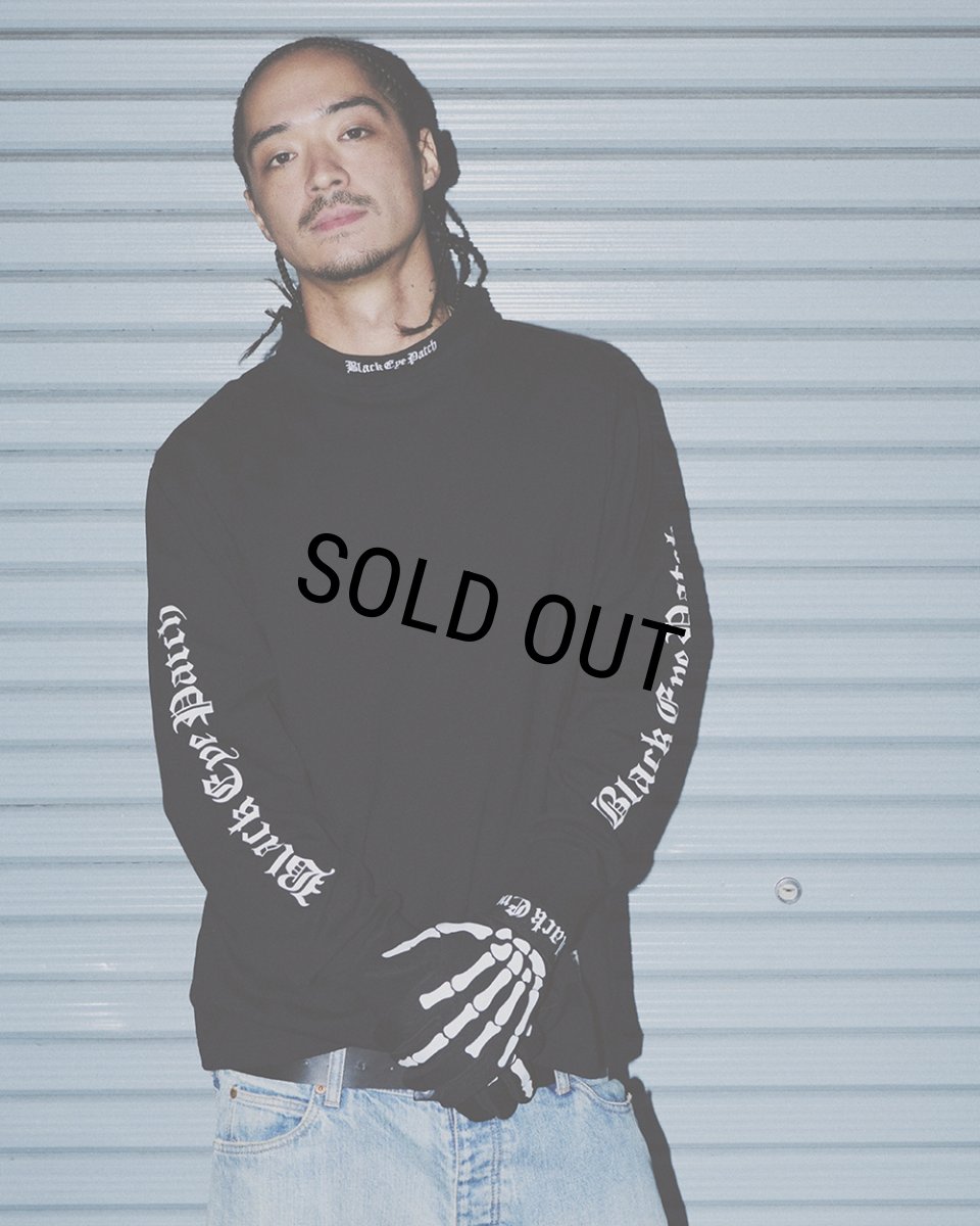 画像3: BlackEyePatch/OE LOGO MOCK NECK L/S TEE（BLACK） (3)
