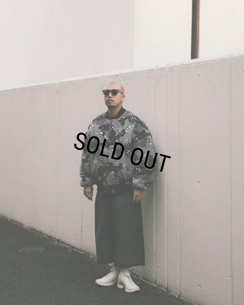 画像11: COOTIE PRODUCTIONS/Camouflage Padded Bomber Jacket（City Desert）［カモフラージュパデッドボンバーJKT-25秋冬］ (11)