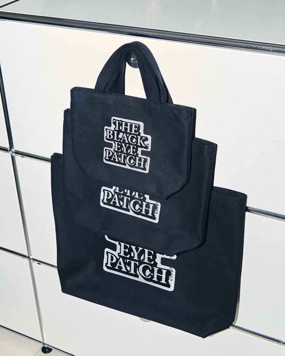 画像2: BlackEyePatch/REFLECTIVE OG LABEL LARGE TOTE（BLACK） (2)